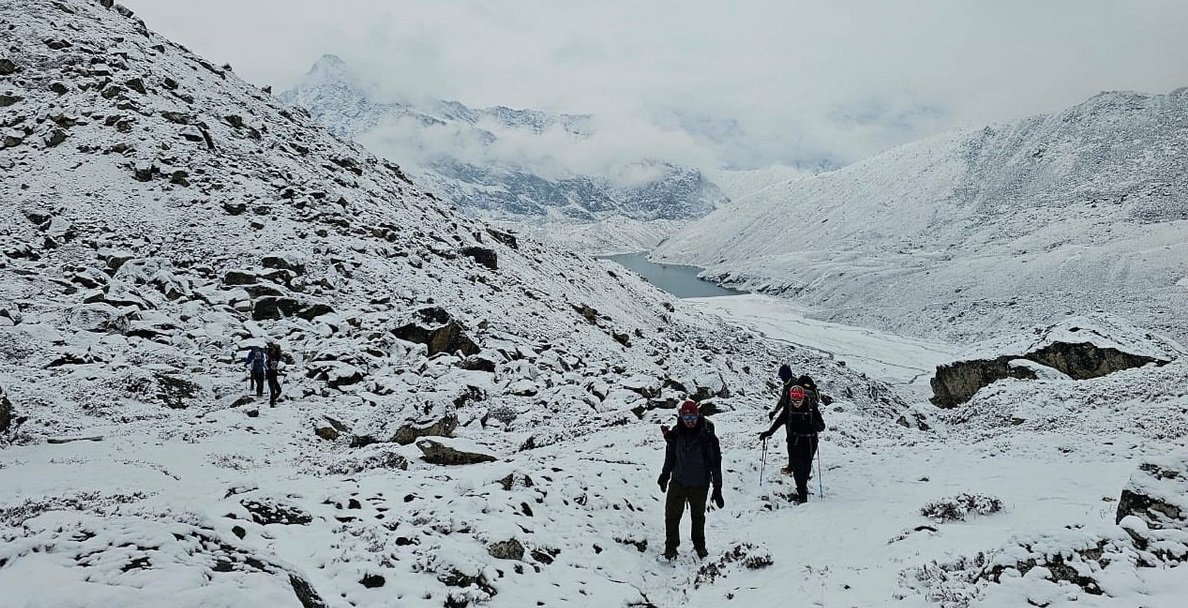   आज यी दुई प्रदेशको हिमाली भूभागमा हल्का वर्षासहित हिमपातको सम्भावना