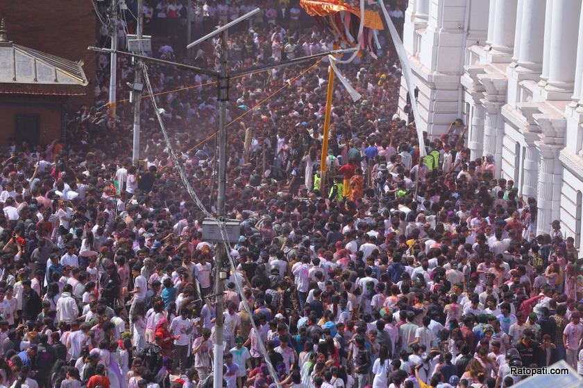 holi-basantapur (11)