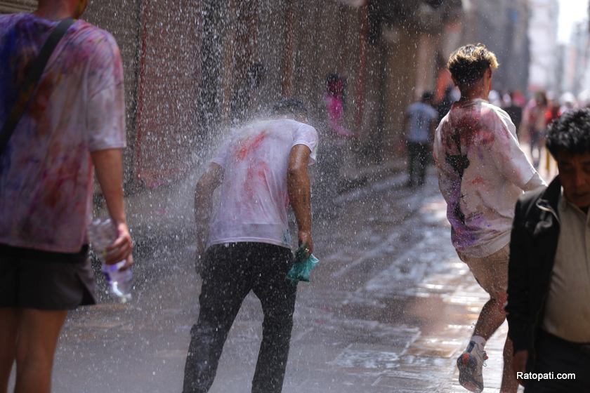 holi-basantapur (2)