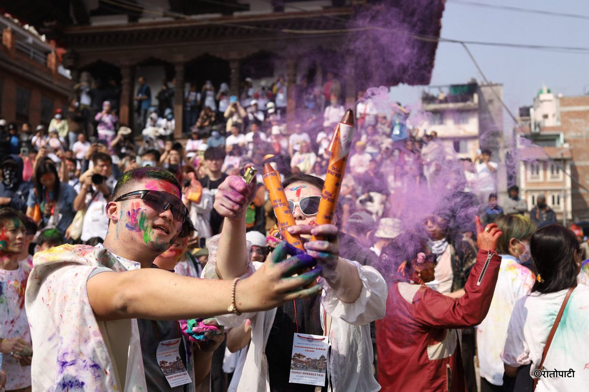 holi basantapur (2)