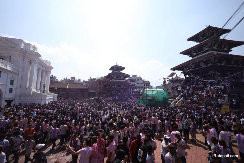 holi-basantapur (6)