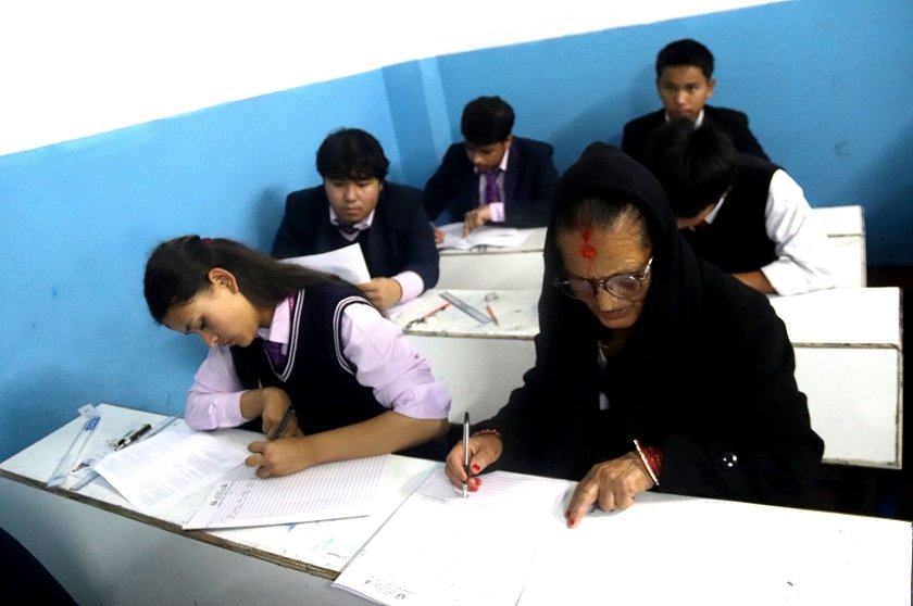   कक्षा १२ को परीक्षामा ७३ वर्षीया परीक्षार्थी पनि