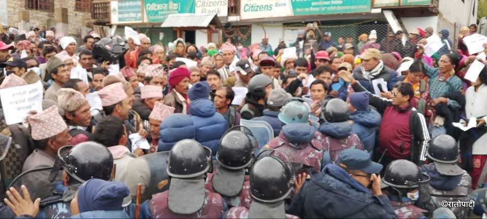 humli people (1)