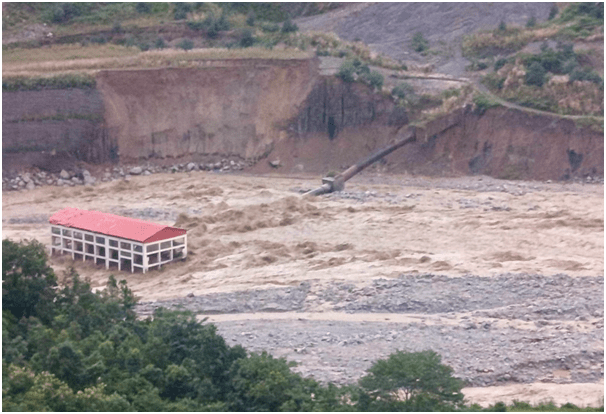 जलविद्युत् आयोजनामा बाढीको कहर, ११०० सय मेगावाट विद्युत् प्रणाली बाहिर