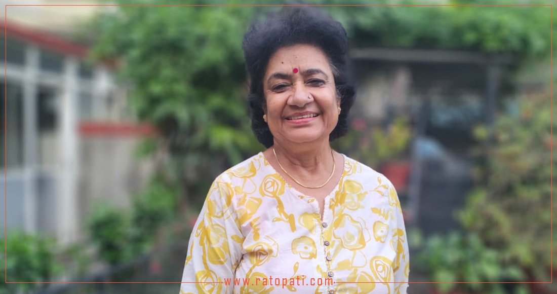 पिता मदनमणिले इल्यालाई भने— अहो ! तिमी त निकै राम्रो लेख्दी रहिछौ !