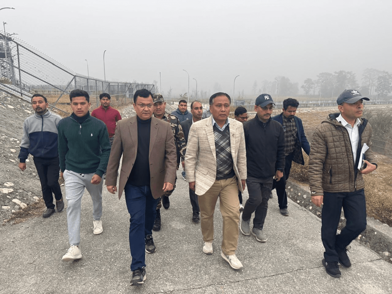   टनकपुर ब्यारेजबाट छिट्टै पानी पाउनेमा विश्वस्त छौँ: मन्त्री घिसिङ