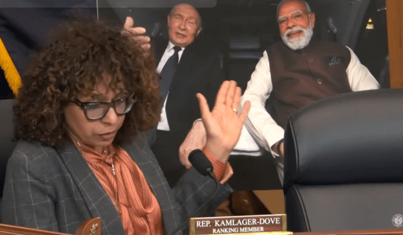   अमेरिकी संसदीय समितिमा देखाइयो मोदी र पुटिनको तस्बिर