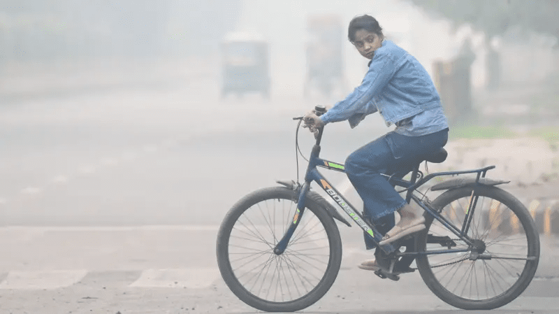   दिल्लीको हावाको गुणस्तर ‘धेरै खराब’ श्रेणीमा, एक्यूआई ६०० नाघ्यो