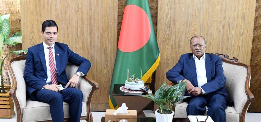 Nepalese Ambassador to Bangladesh Meets Environment Minister