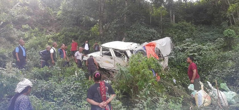   म्याग्दीमा  १५ जना बोकेको जिप दुर्घटना