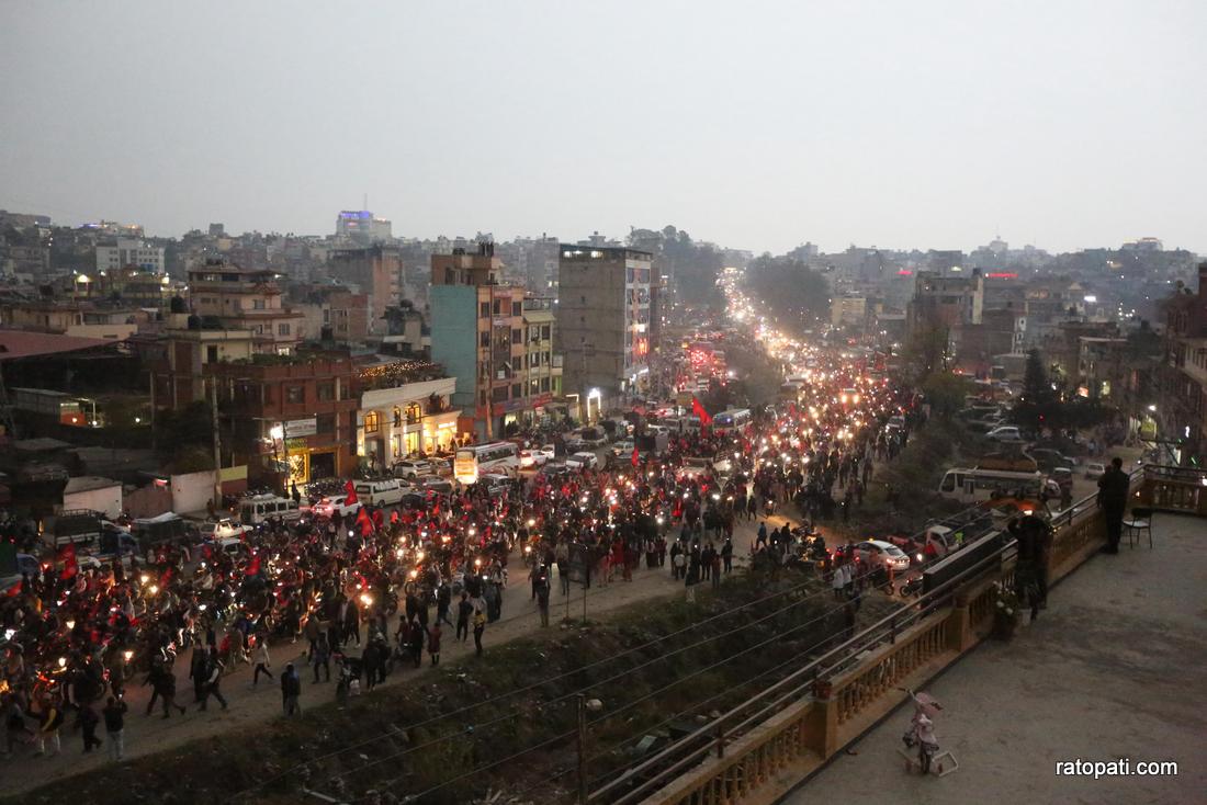 तस्बिरमा हेर्नुहोस् पूर्वराजाको निर्मल निवासतर्फको यात्रा