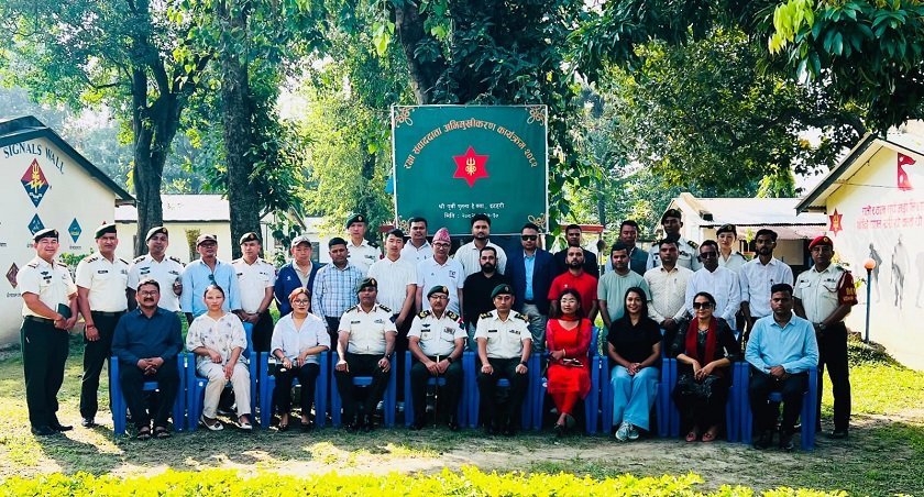   नेपाली सेनाद्वारा इटहरीमा पत्रकारका लागि अभिमुखीकरण तालिम