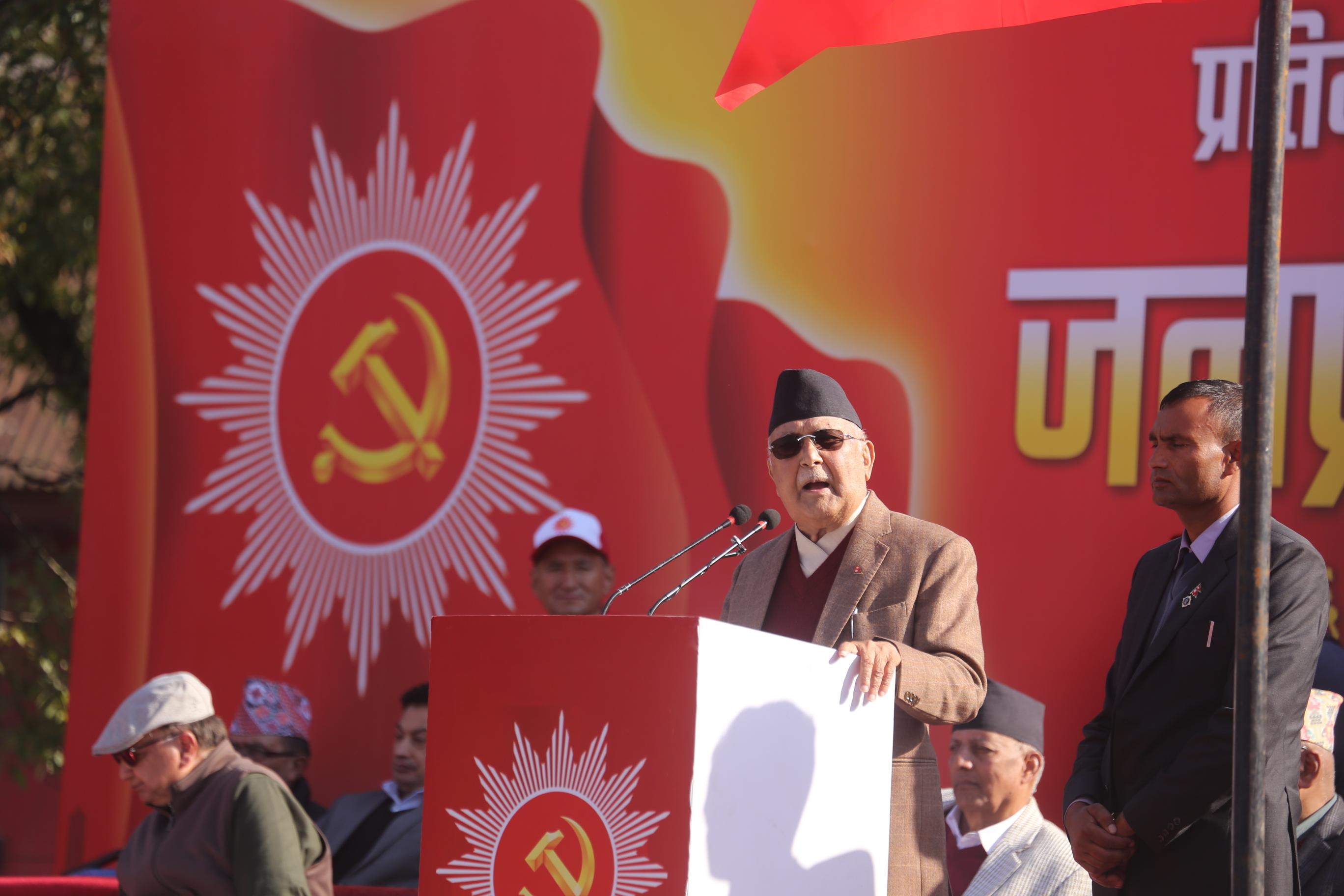   दुर्गा प्रसाईंले निकालेको क्यासेटको विषयमा प्रधानमन्त्रीले जवाफ दिनुपर्छ: ओली