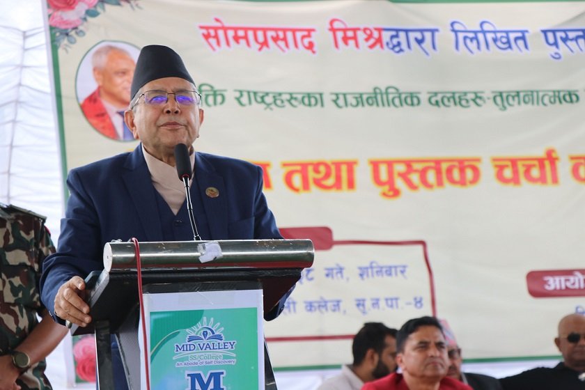   लोकतन्त्रको विकल्प छैन : सभामुख घिमिरे