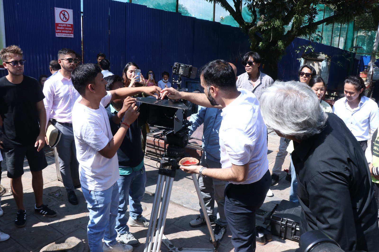 भद्रकालीमा ‘एक्लो’को शुभमुहूर्त, बेलायती अभिनेता जेमीको पनि अभिनय रहने