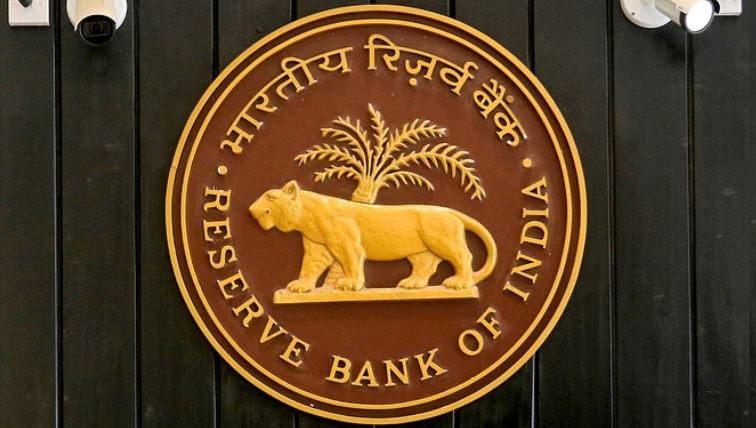 २ वर्ष अघि आरबीआईले थुतिसकेको २ हजारको नोट अझै प्रचलनमा