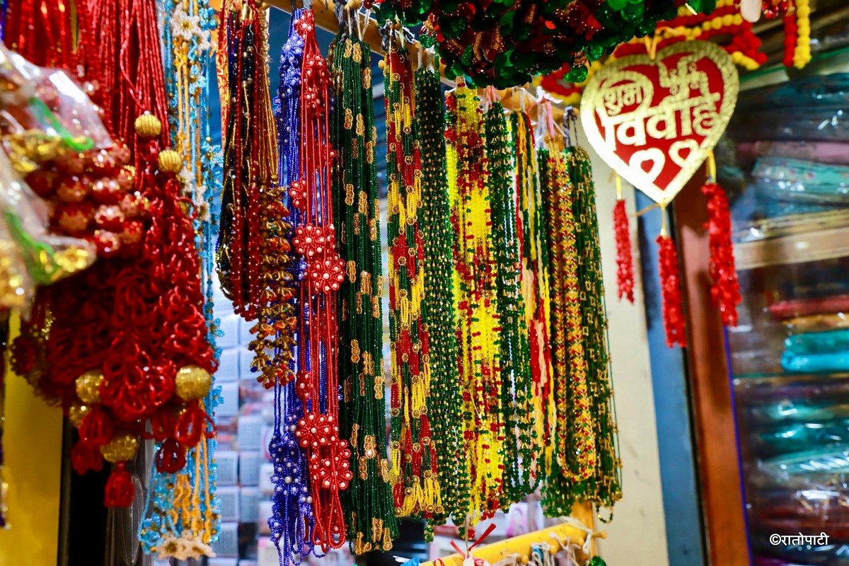 Indra Chowk Chura Pote (7)