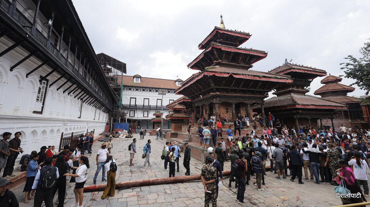   इन्द्रजात्राको लिङ्गो नगर प्रवेश गराइयो (तस्बिरहरू)