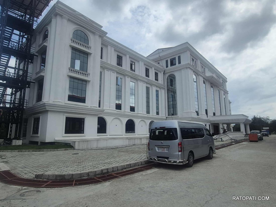 inside singhadurbar (20)