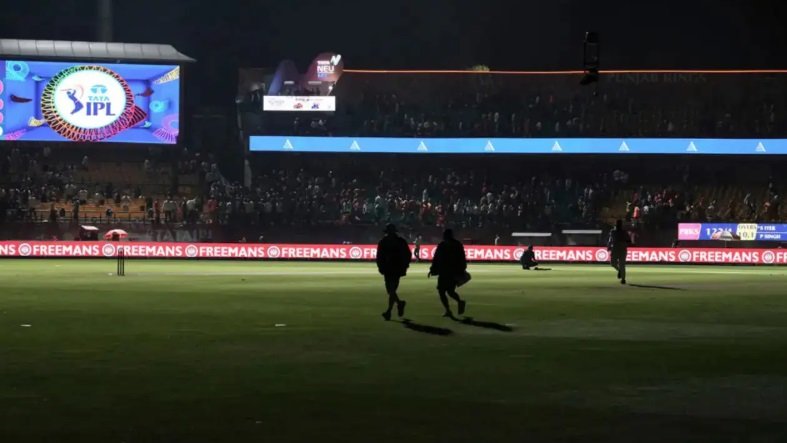 आईपीएल छाडेर स्वदेश फर्कन चाहन्छन् विदेशी खेलाडीहरू