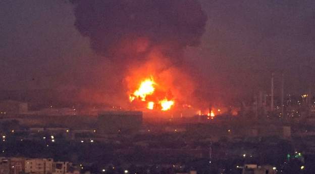 इरानको युरेनियम प्रशोधन केन्द्र नजिकै विस्फोट :  सरकारले भन्यो माइक्रो ड्रोनबाट आक्रमण भयो