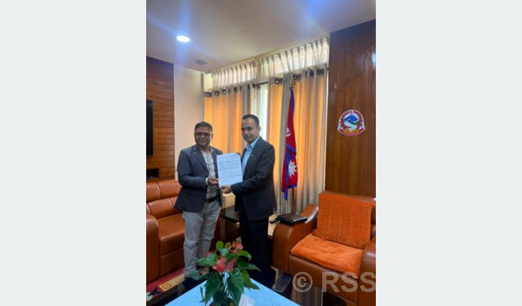 पत्रकारिता र सञ्चार क्षेत्रलाई बलियो बनाउन सरोकारवालाको सुझाव आवश्यक : सञ्चारमन्त्री