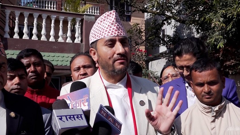   राजनीतिक दलहरु निर्वाचनमा लागेको देख्दा उत्साहित भएका छौँ :  सञ्चारमन्त्री खरेल