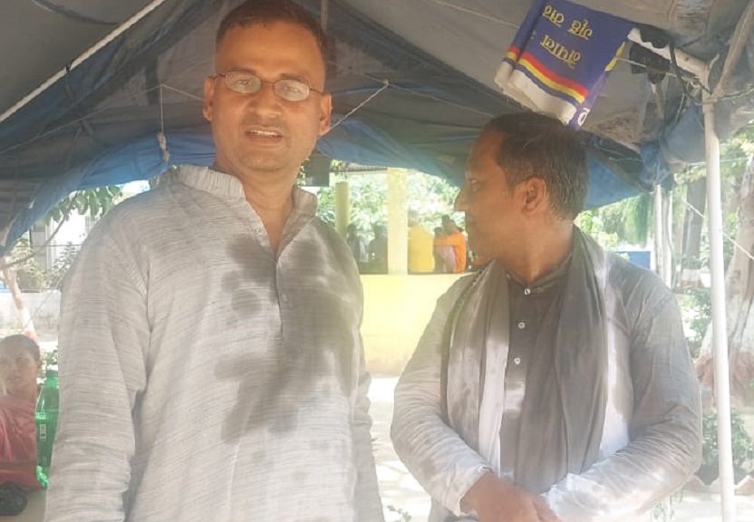   कालोमोसो छ्यापिएपछि जनमतका दुई नेताविरुद्ध प्रहरीमा उजुरी