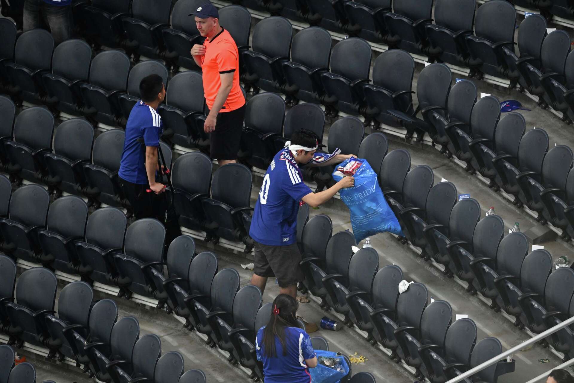 japan fans 2