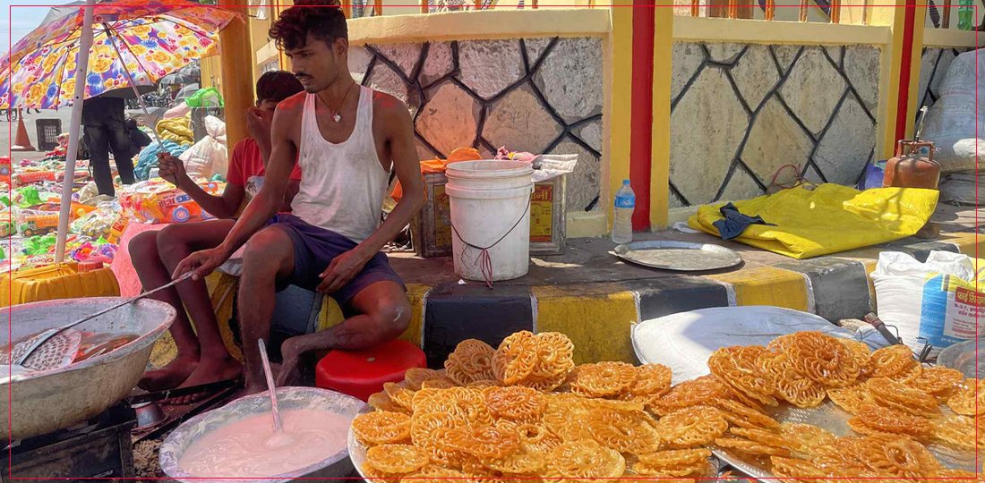 तस्बिरमा हेर्नुहोस् वीरगञ्ज घण्टाघरको रौनक