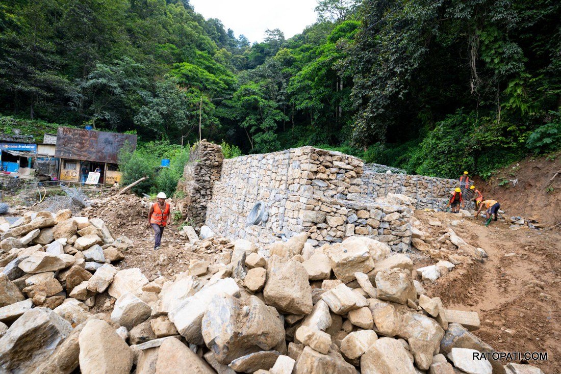 Jhaplekhola_Nepal photo Library_NPL7