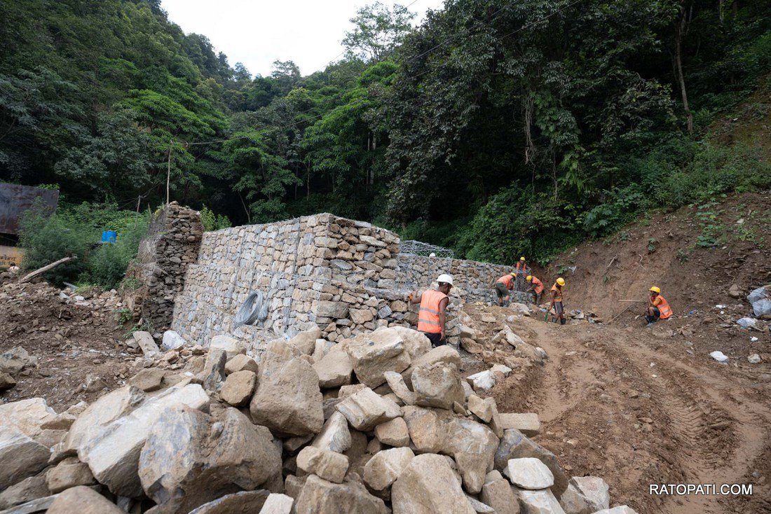 Jhaplekhola_Nepal photo Library_NPL8