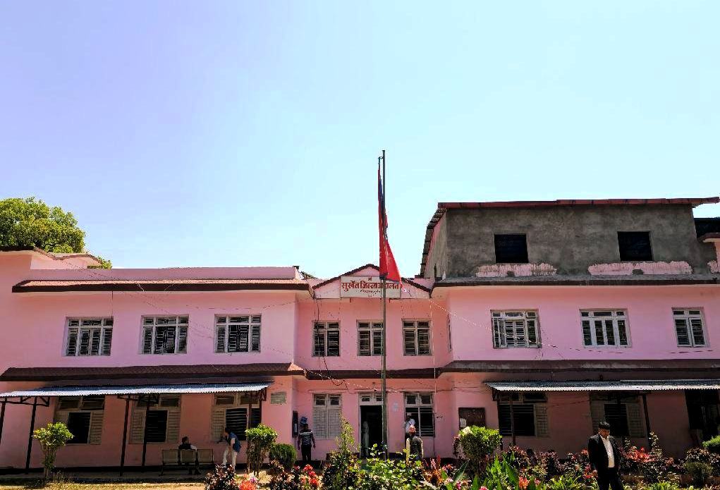   सुर्खेत जिल्ला अदालतद्वारा एक वर्षमा १ हजार ९०० भन्दा बढी मुद्दा फर्छ्यौट