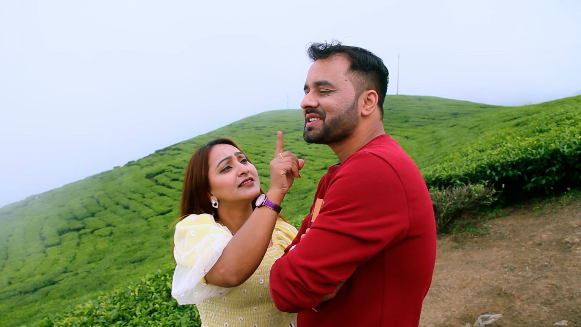 सरिता र सविनको स्वरमा आयो जिस्केर मस्केर