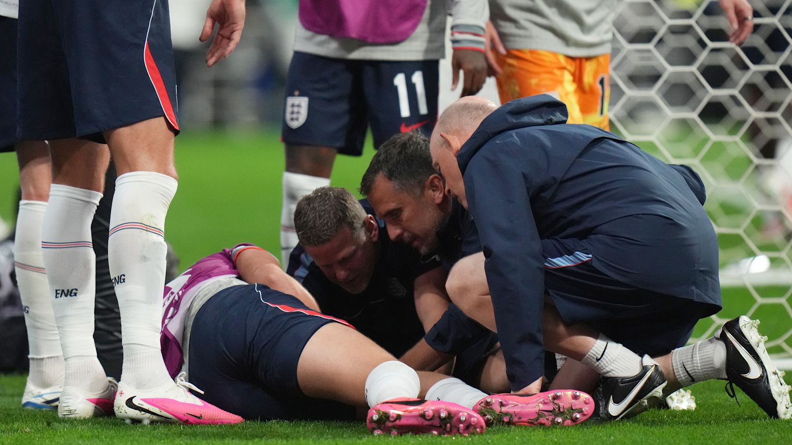 England Midfielder Jordan Henderson to Undergo Wrist Surgery