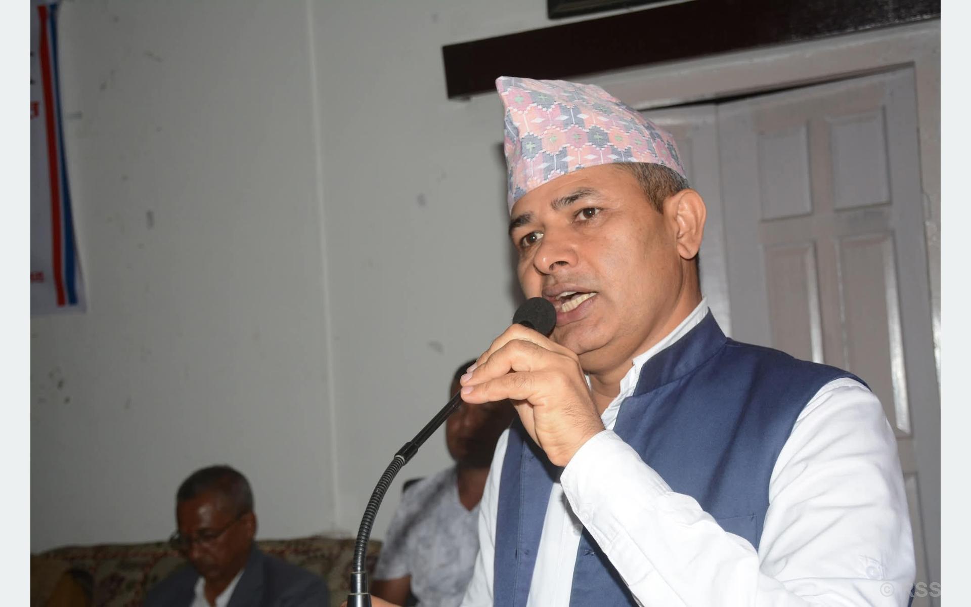  तनहुँ प्रशासनको सेवा प्रवाहमा जेनजी प्रदर्शनको प्रभाव : पहिलो त्रैमासिकमा १५ हजारलाई सेवा