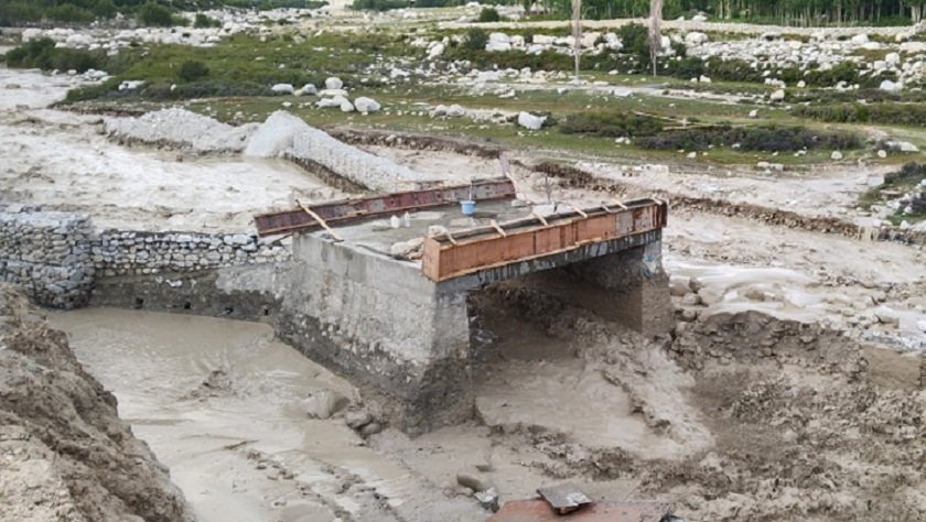   लोमान्थाङमा बाढीः सतर्क रहन प्रशासनको आग्रह, सीडीओ भन्छन्– हामी पूरै अलर्ट छौँ
