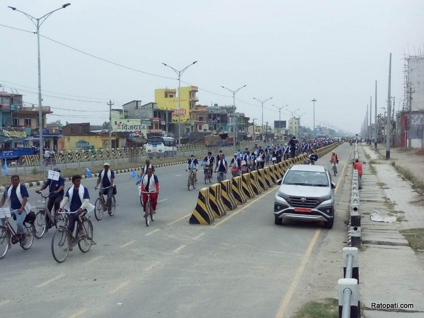 तीन हजार मुक्तकमैया धनगढीमा भेला