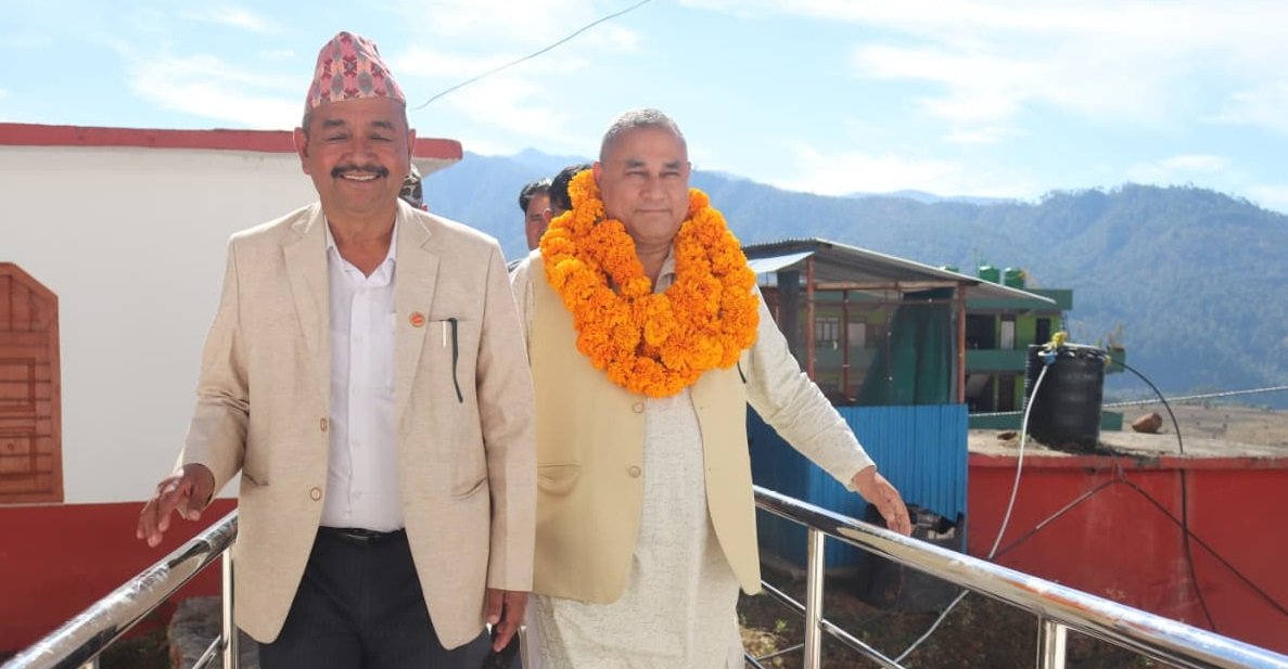   प्रदेशका अधिकांश जिल्लामा पुगेर के बुझ्दैछन् सुदूरपश्चिमका मुख्यमन्त्री शाह ?