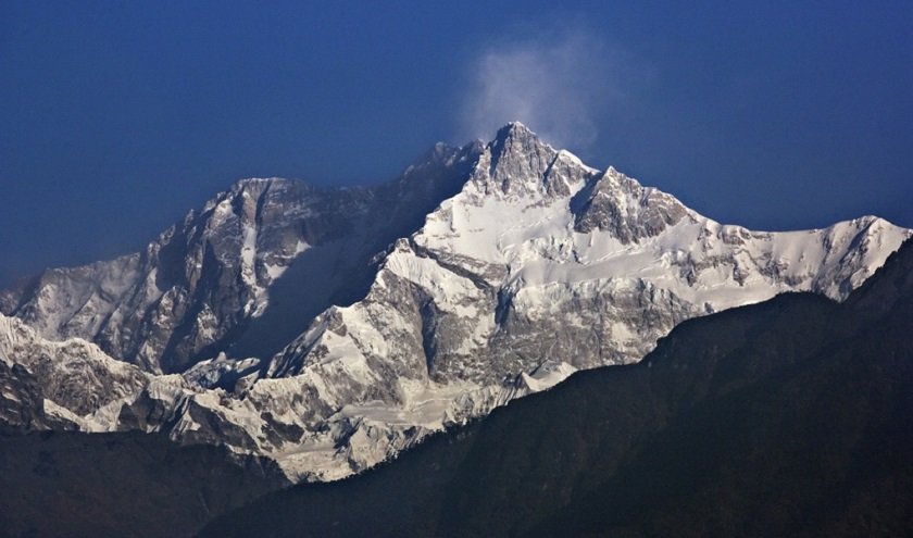 कञ्चजङ्घा क्षेत्रमा दसैँ तिहारको समयमा पर्यटक बढे