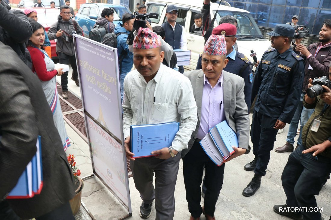 karki aayog (1)