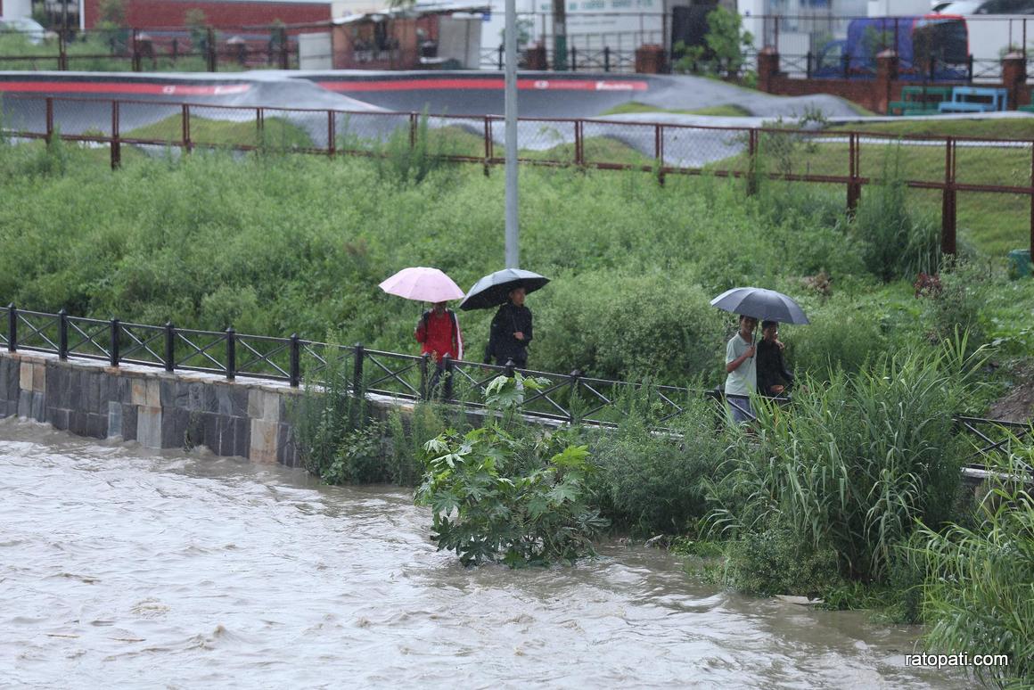 बागमतीको जलसतहले सतर्कता तह पार गर्यो