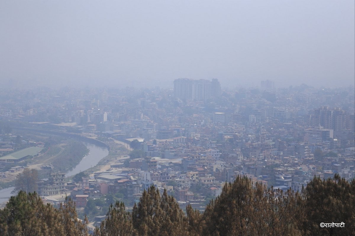 काठमाडौँमा आगोले जलेर युवककाे मृत्यु