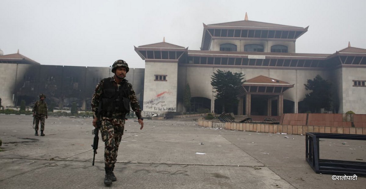   तस्बिरमा हेर्नुहोस् काठमाडौँ उपत्यकाको भौतिक संरचनामा पुगेको क्षति