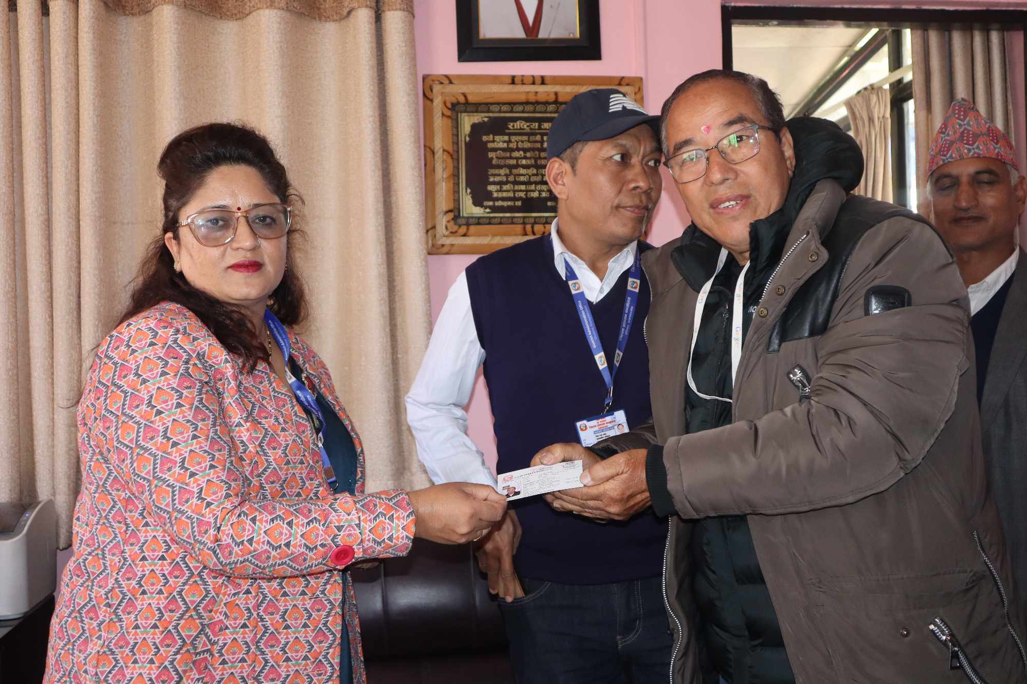 काभ्रेबाट एनआरएनएले लिए नेपाली नागरिकता