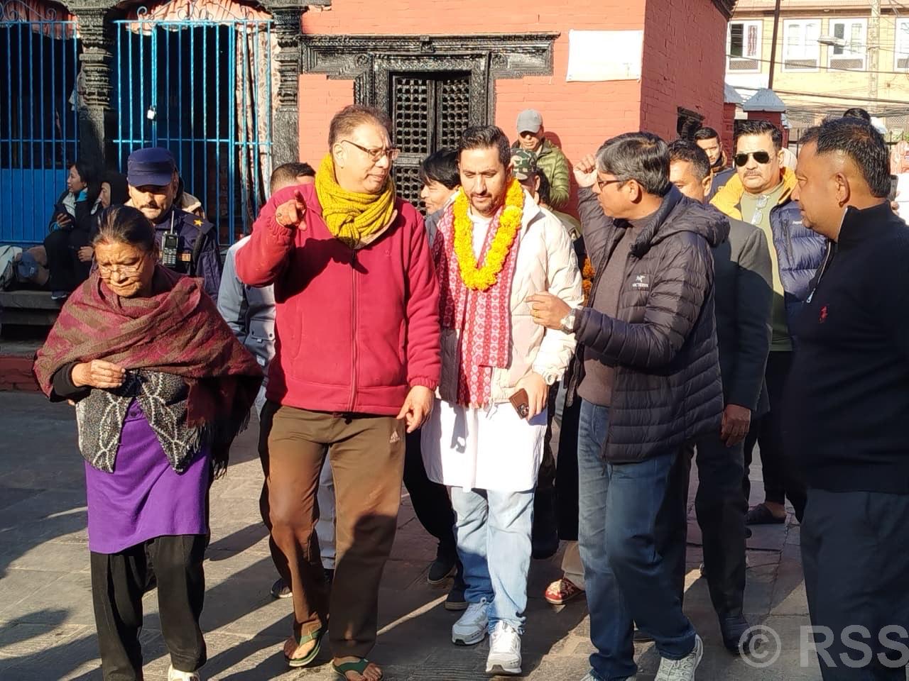   ‘नागरिकको सुझाव माग्न घरदैलोमा सरकार’