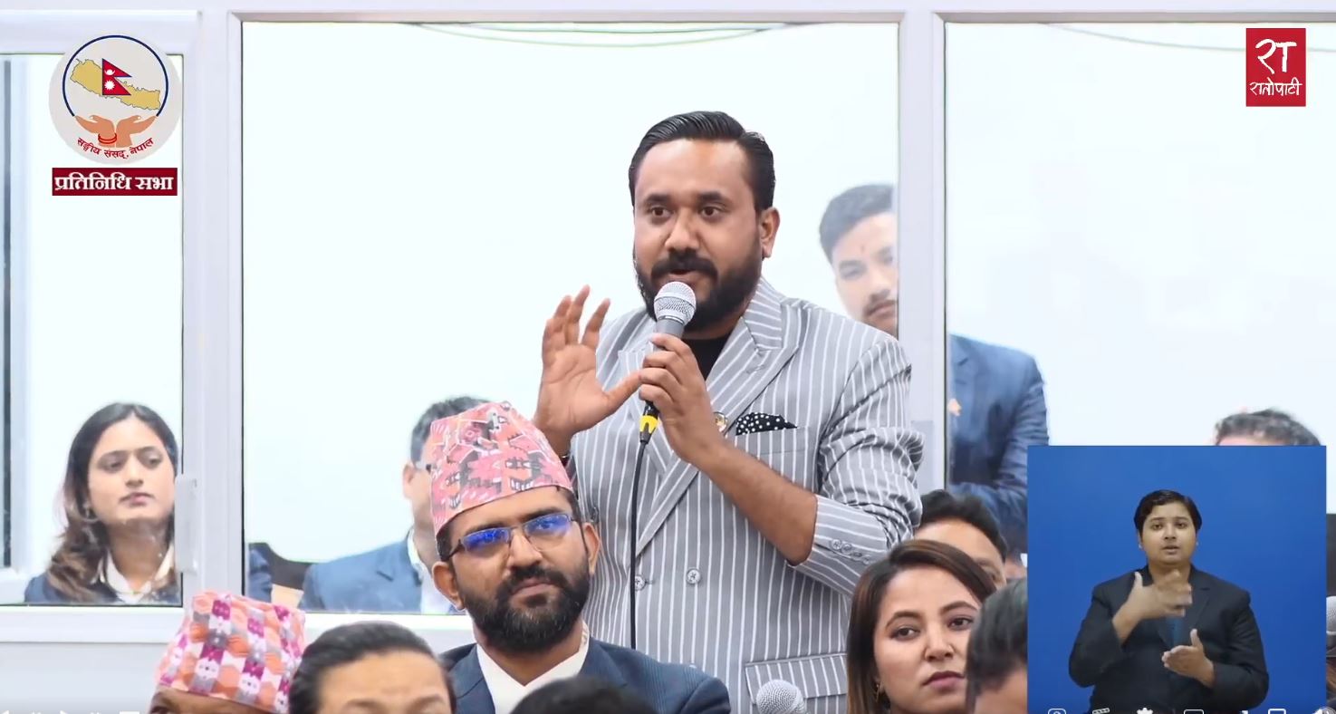 तेल लगाएर होइन नेल लगाएर आएका हौँ, सङ्घर्ष कति बेला गर्ने थाहा छ : खगेन्द्र सुनार