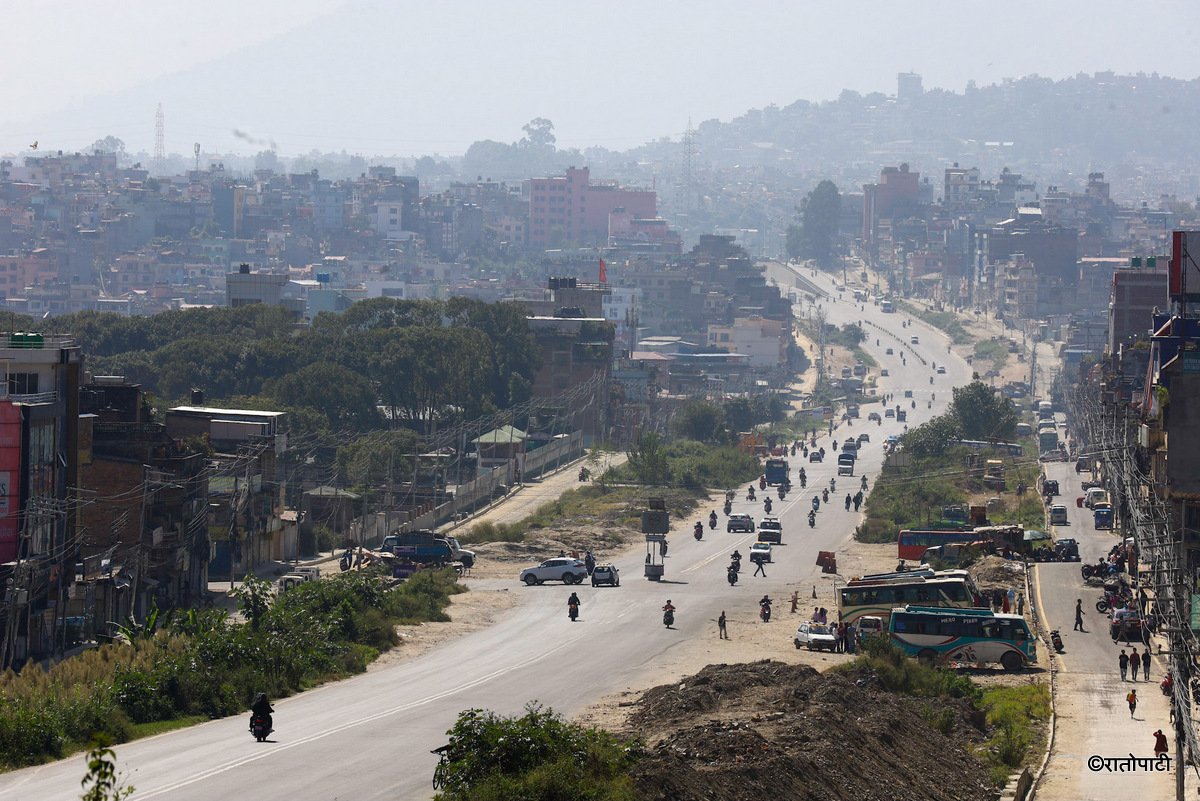 khali road empty (2)