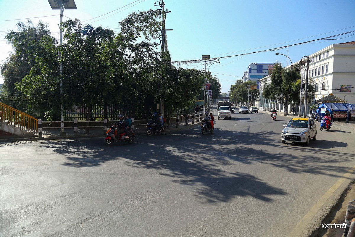 khali road empty (5)