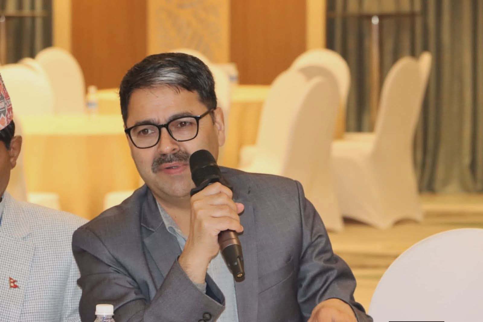 बजेटमा सङ्घीयताको भावना कमजोर : खिमलाल देवकोटा